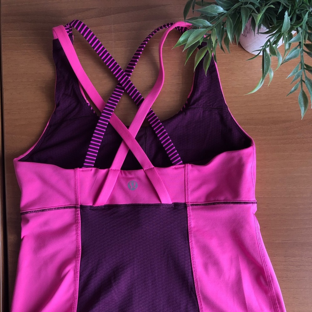 Beautiful lululemon tank top